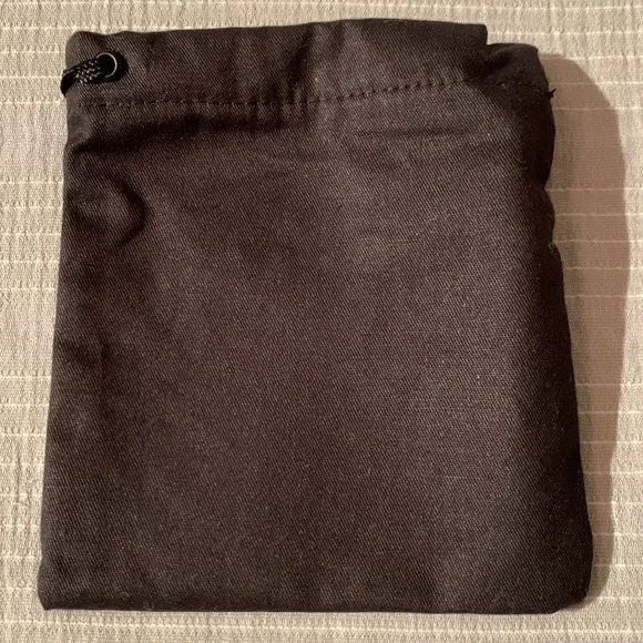 Saint Laurent - Picture 4 of 7